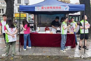 太阳报：英超或出台措施打击球童拖时间，阿扎尔踢过的球童已暴富